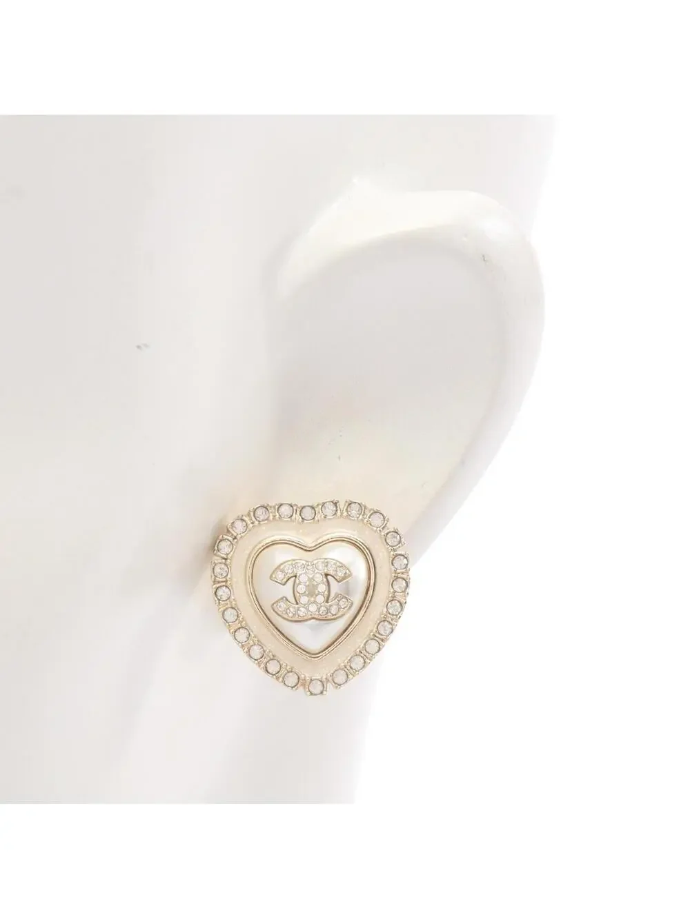 Chanel Cc Logo Heart Earrings Metal #327450C12B